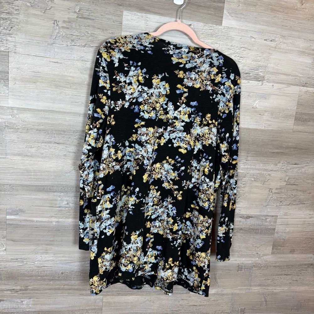 J. Jill Black Floral Patterned Top - Picture 3 of 4